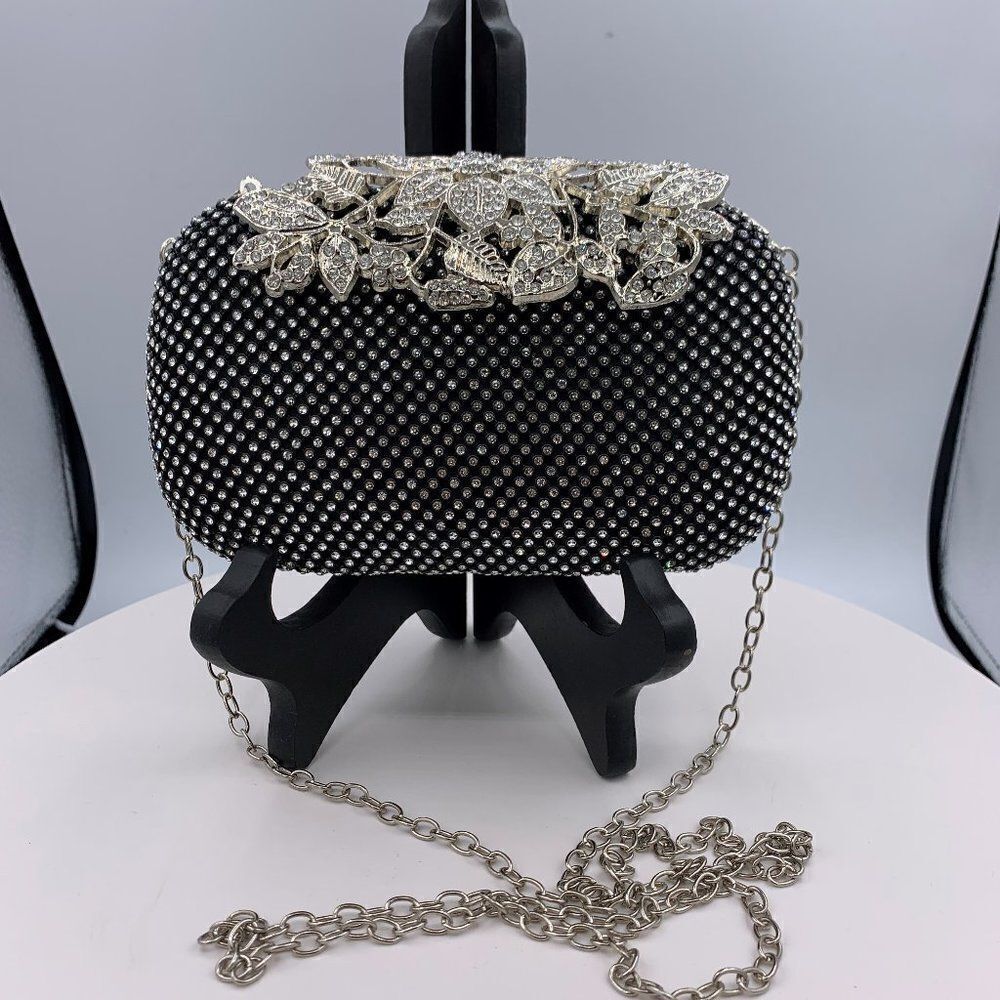NWOT, black evening clutch, cross body bag, purse, rhinestones, shoulder chain